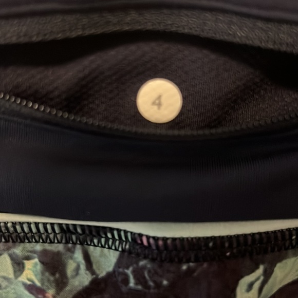 Lululemon Run: Speed Short *4-way Stretch - Picture 8 of 9